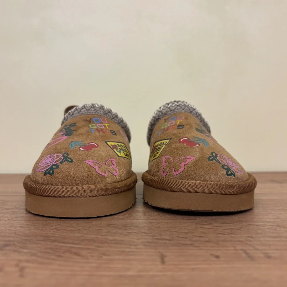 STEVE MADDEN TJordye Slipper Cognac Tan Kids Size 11 Suede Patches Clog Comfort